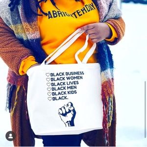 Love Black Shoulder Tote Bag